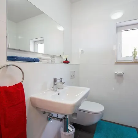 Apartamento Modern Eingerichtete Ferienwohnung Mit Panoramablick Auf Das Meer Marusici (Split-Dalmatia)