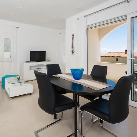 Modern Eingerichtete Ferienwohnung Mit Panoramablick Auf Das Meer * Marusici (Split-Dalmatia)